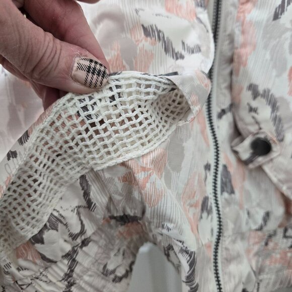 FP Movement Off the Grid Vest Womens Large Free People‎ Pink Gray Outdoor Hiking - Picture 9 of 14